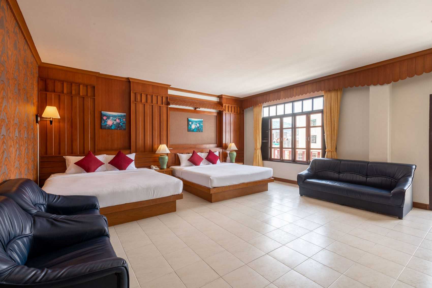 Junior Suite Room